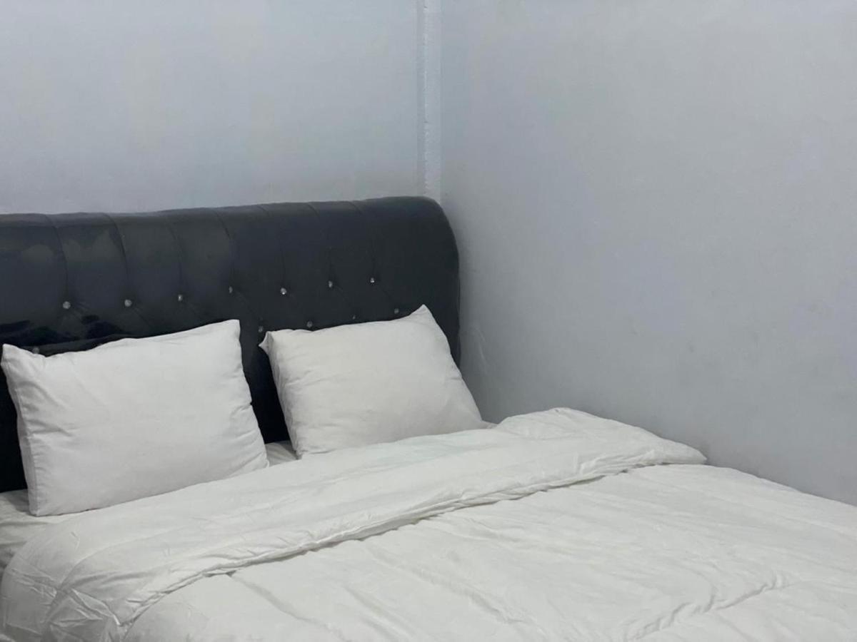 Khalisa Home Syariah بونتِياناك المظهر الخارجي الصورة
