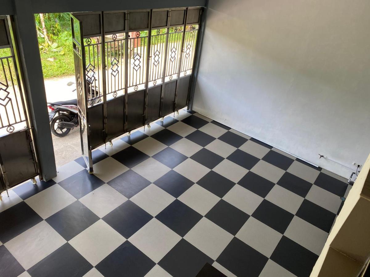 Khalisa Home Syariah بونتِياناك المظهر الخارجي الصورة